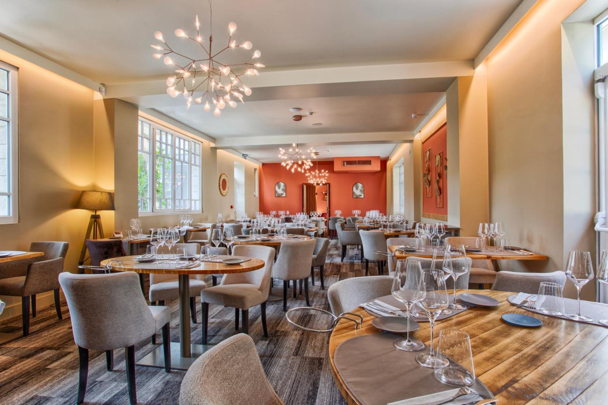 Le Castel Cabourg Hotel & Spa- Restaurant La Calypso Exterior foto